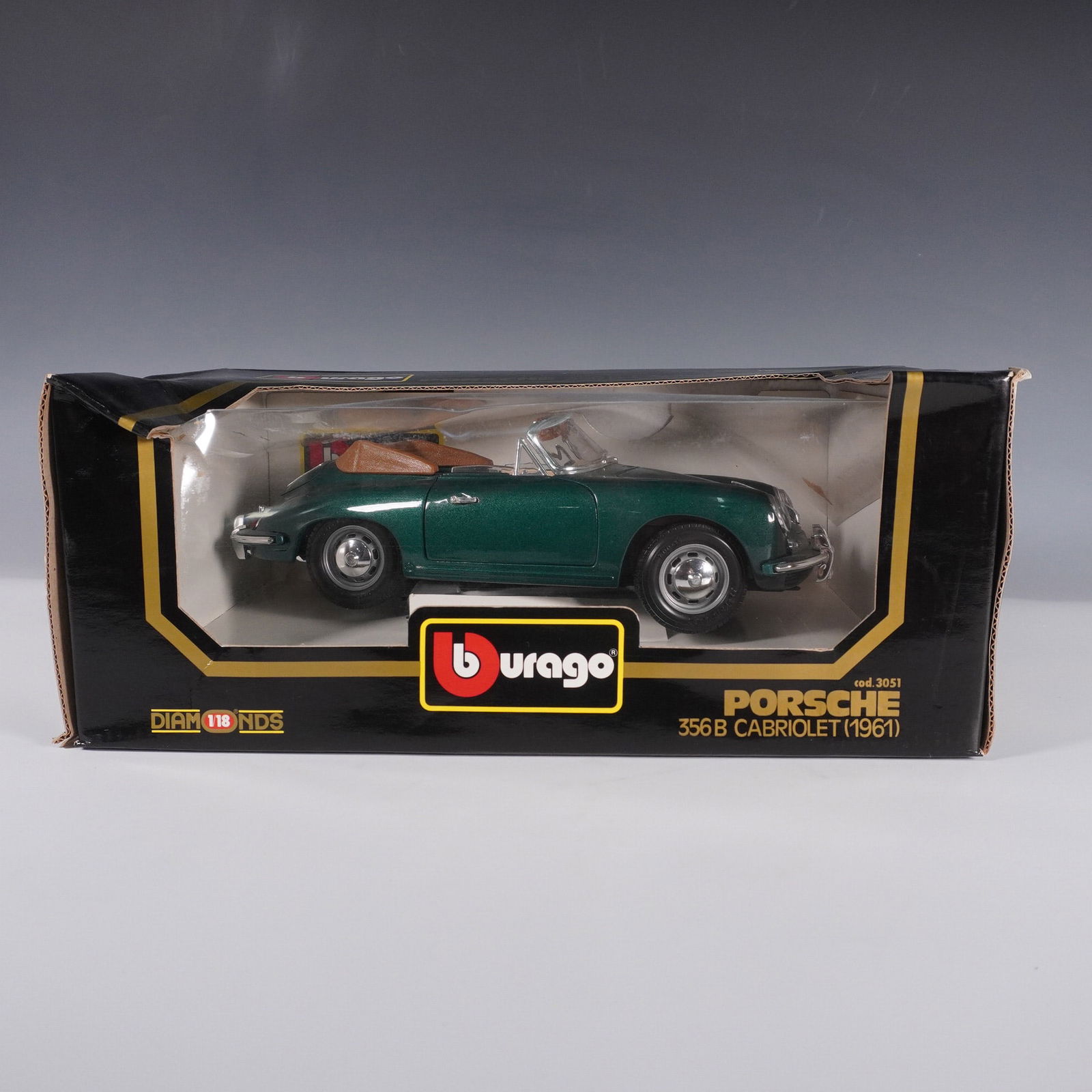 Bburago 1:18 Scale Diecast 1961 Porsche 356B Cabriolet (1 of 5)