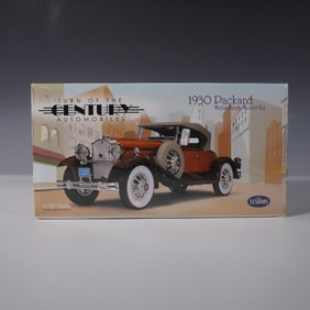 Testors 1/32 Scale 1930 Packard Metal Model Kit