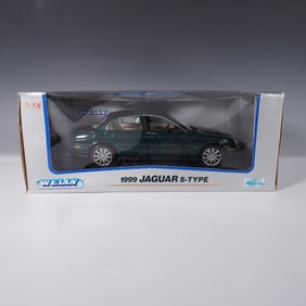 Welly 1:18 Diecast Model, 1999 Jaguar S-Type