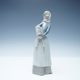 Lladro Porcelain Figurine, Girl with Lamb 1004584