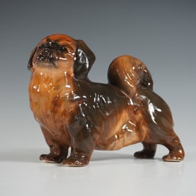 Royal Doulton Figurine, Pekinese - Standing HN995
