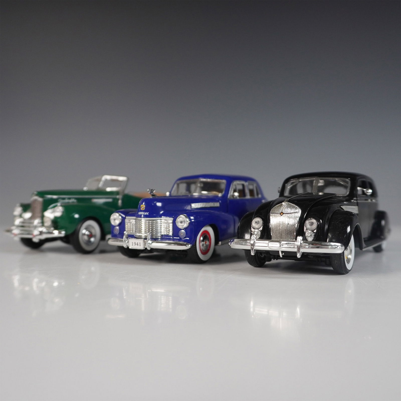 3pc Diecast Model Car Set, 1941 Cadillac, 1941 Packard, 1936 Chrysler (1 of 5)