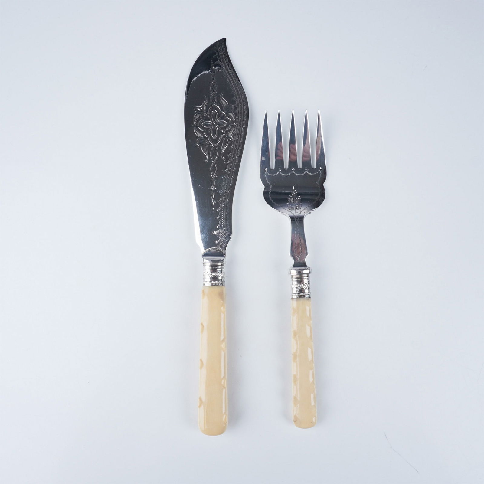 Sheffield Silverplate Fish Serving Set in Fitted Case (1 of 6)