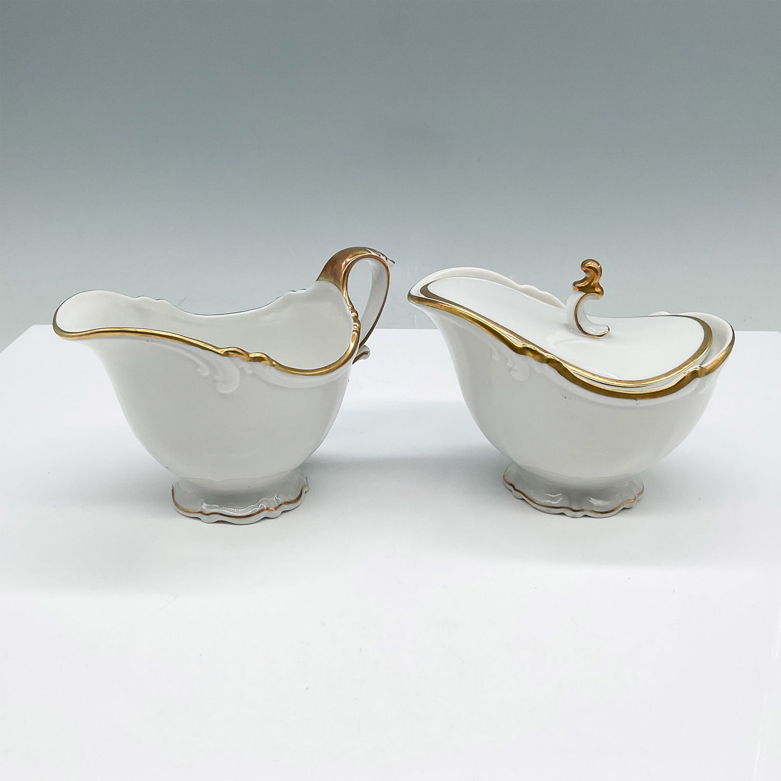 2pc PT Bavaria Barbizon Creamer and Sugar Bowl with Lid (1 of 3)