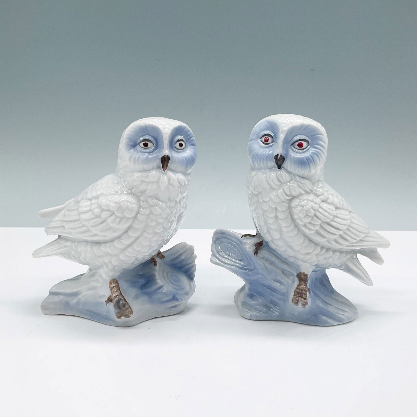 2pc Japanese KPM Snowy Owl Figurines (1 of 3)