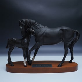 Beswick Connoisseur Figurine, Black Beauty and Foal 2536