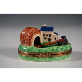 Puy de Dome Limoges France Figurine Box, Train Scene