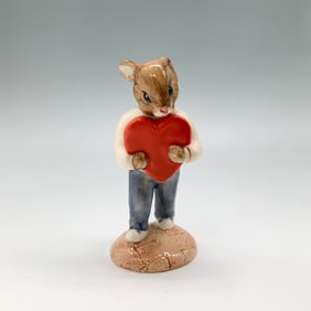 Royal Doulton Bunnykins Sweetheart Figurine DB130