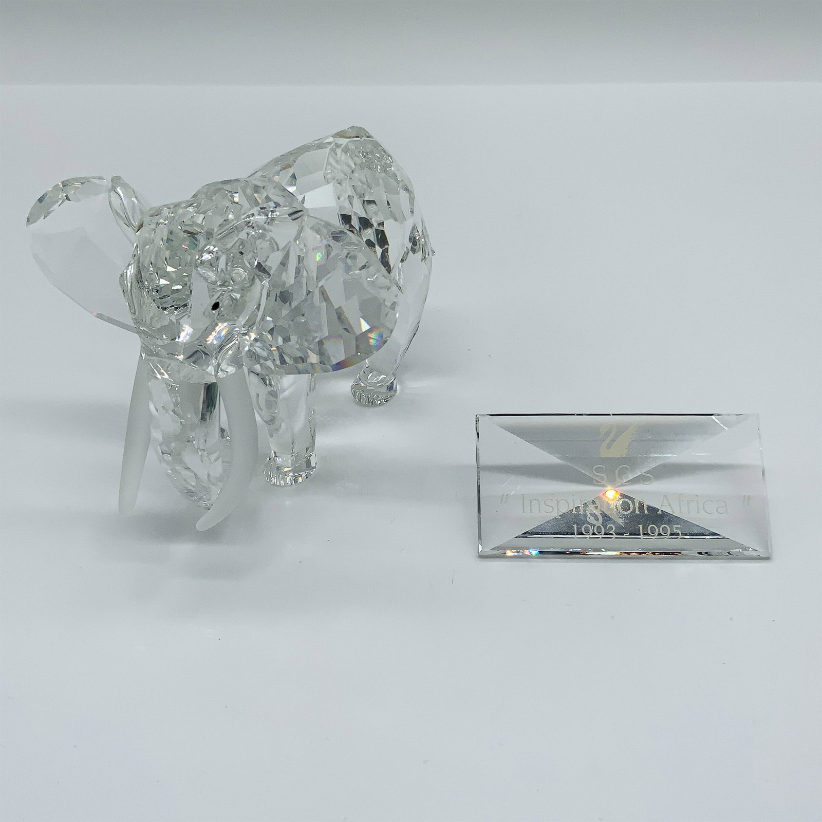 Swarovski Crystal Figurine, African Elephant: A remarkable Swarovski crystal figurine, the African Elephant, issued as the 1993 Annual Edition for the "Inspiration Africa" trilogy. This piece, designed by Martin Zendron, was available exclusively