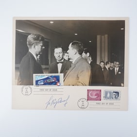 Valery Kubasov Signed Photo of Kubasov Meeting J.F.K.