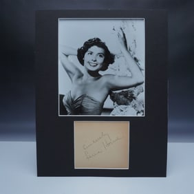 Lena Horne Autographed Note with Vintage Photograph