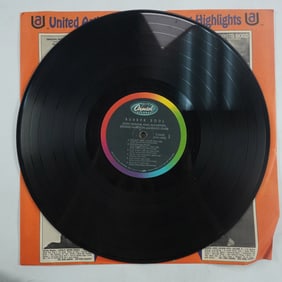 The Beatles Rubber Soul Vinyl LP, Capitol Records T-2442, Rainbow Label