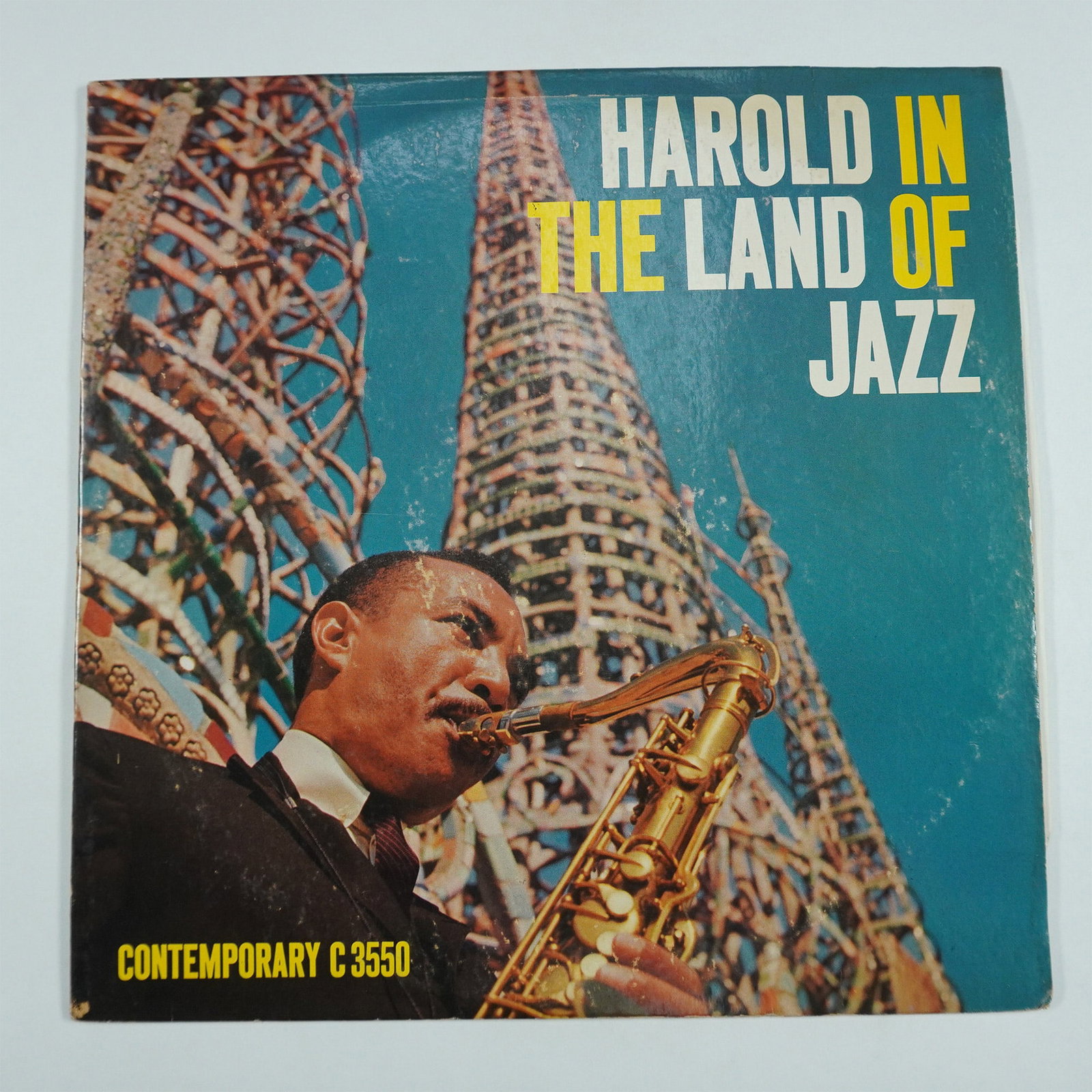 Signed Harold Land Vinyl LP, Harold In The Land of Jazz: A vintage vinyl LP, 'Harold In The Land of Jazz', released by Contemporary Records. This classic hard-bop album features the renowned tenor saxophonist Harold Land (1928-2001), alongside Rolf Ericson,