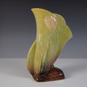 Roseville Pottery Wincraft Vase 282-8