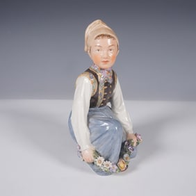 Royal Copenhagen Porcelain Figurine, Amager Girl
