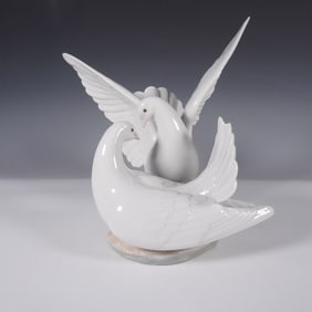 Lladro Porcelain Figurine, Love Nest 01006291