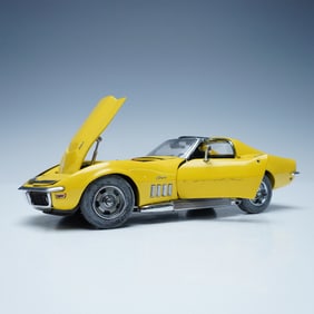 Danbury Mint 1969 Chevrolet Corvette ZL-1 Coupe 1:24 Scale Diecast Model