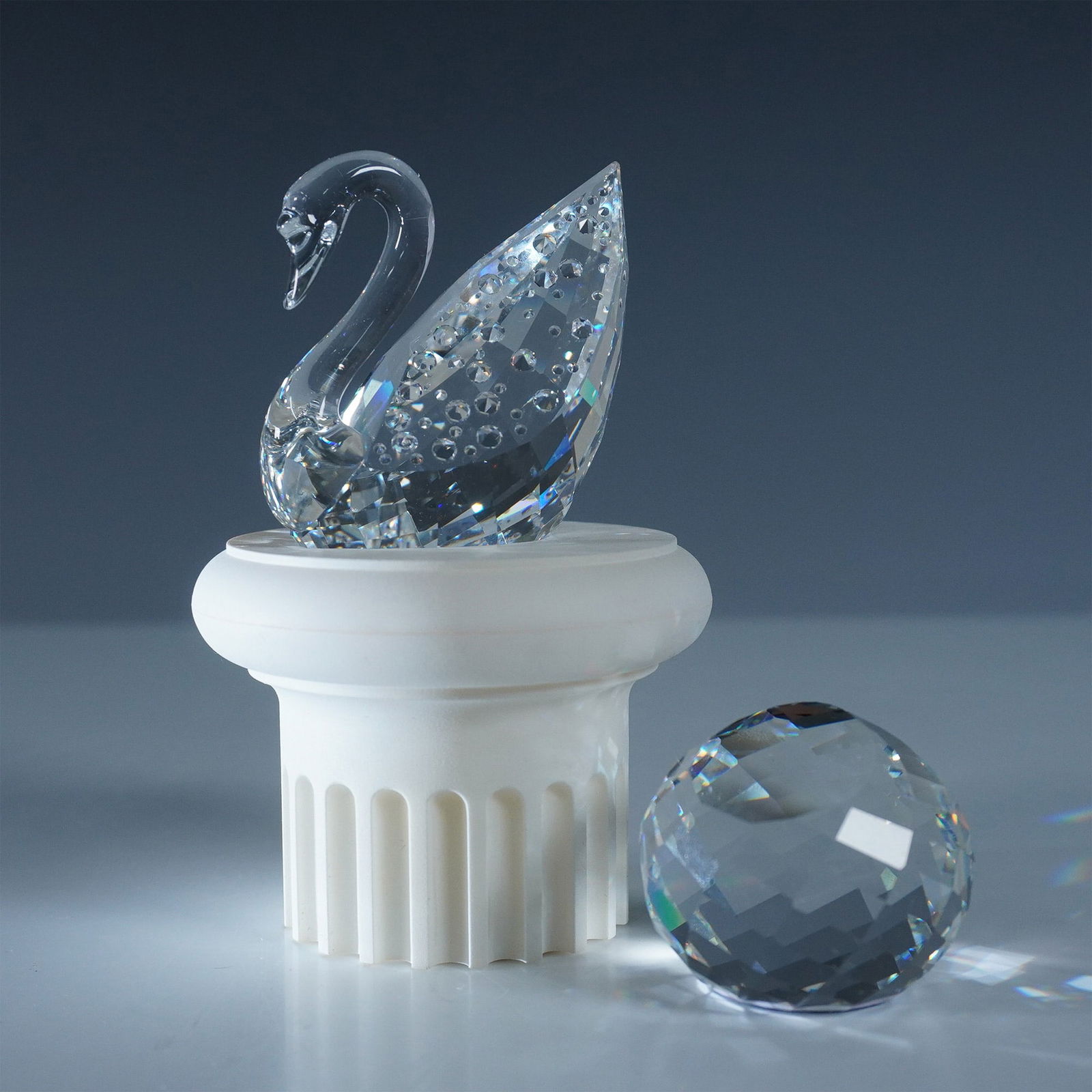 3pc Swarovski Crystal Figurine, Centinel Swan & SCS Paperweight (1 of 6)