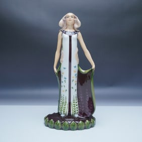 Royal Doulton Figurine, Printemps Les Saisons HN3066
