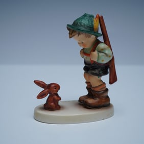 Goebel Hummel Porcelain Figurine, Sensitive Hunter