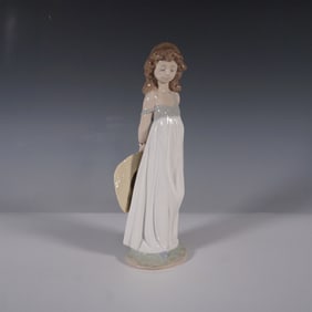 Lladro Natural Beauty 1008114 Figurine
