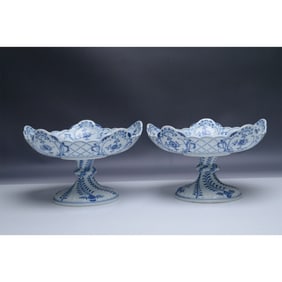 2pc Carl Teichert Meissen Blue Onion Pedestal Compote Bowls