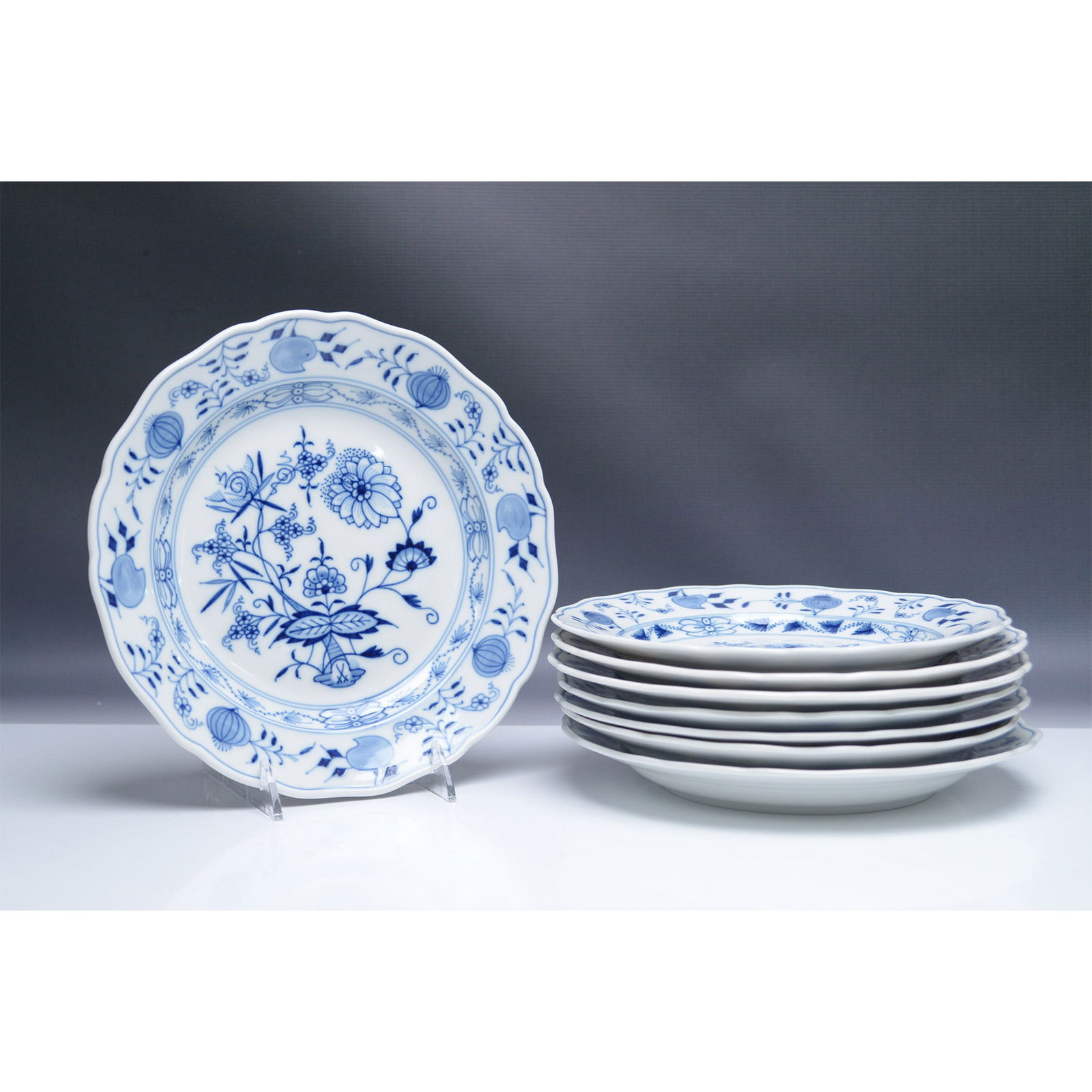 8pc Meissen Blue Onion Porcelain Plates (1 of 4)
