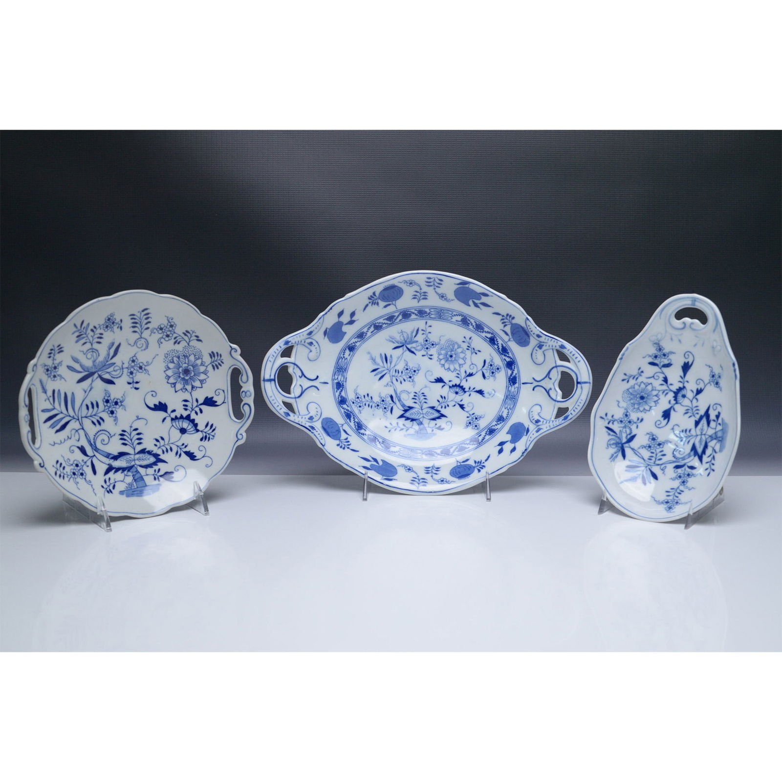 3pc Louis Regout Maastricht Serving Platter and Plates Set (1 of 5)