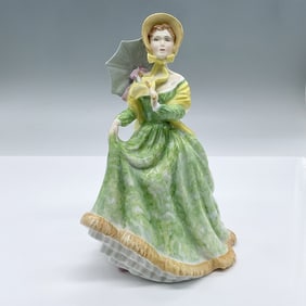 Elizabeth HN2946 - Royal Doulton Figurine