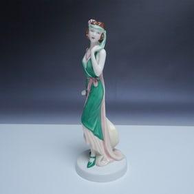 Julia HN4868  - Royal Doulton Figurine