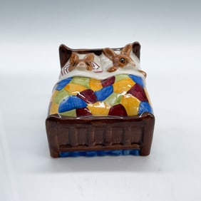 Sleepytime DB15 - Royal Doulton Bunnykins