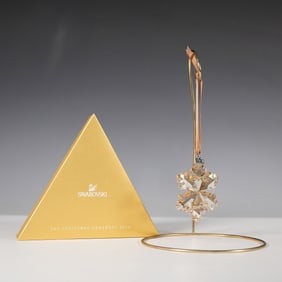 Swarovski Crystal Figurine, SCS Holiday Ornament 2016