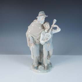 Lladro Porcelain Figurine, Happy Travelers 1004652