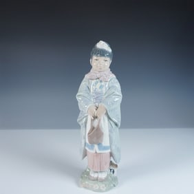 Lladro Porcelain Figurine, Japanese Woman 1004799