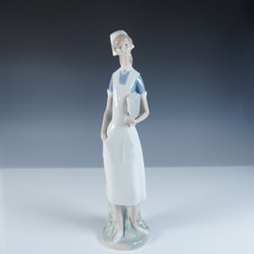 Lladro Porcelain Figurine, Nurse 1004603
