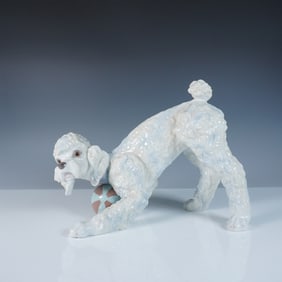 Lladro Porcelain Figurine, Playful Poodle 1006557