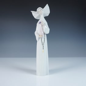 Lladro Porcelain Figurine, Serene Moment 1005550