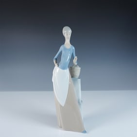 Nao by Lladro Figurine, Girl with Apples