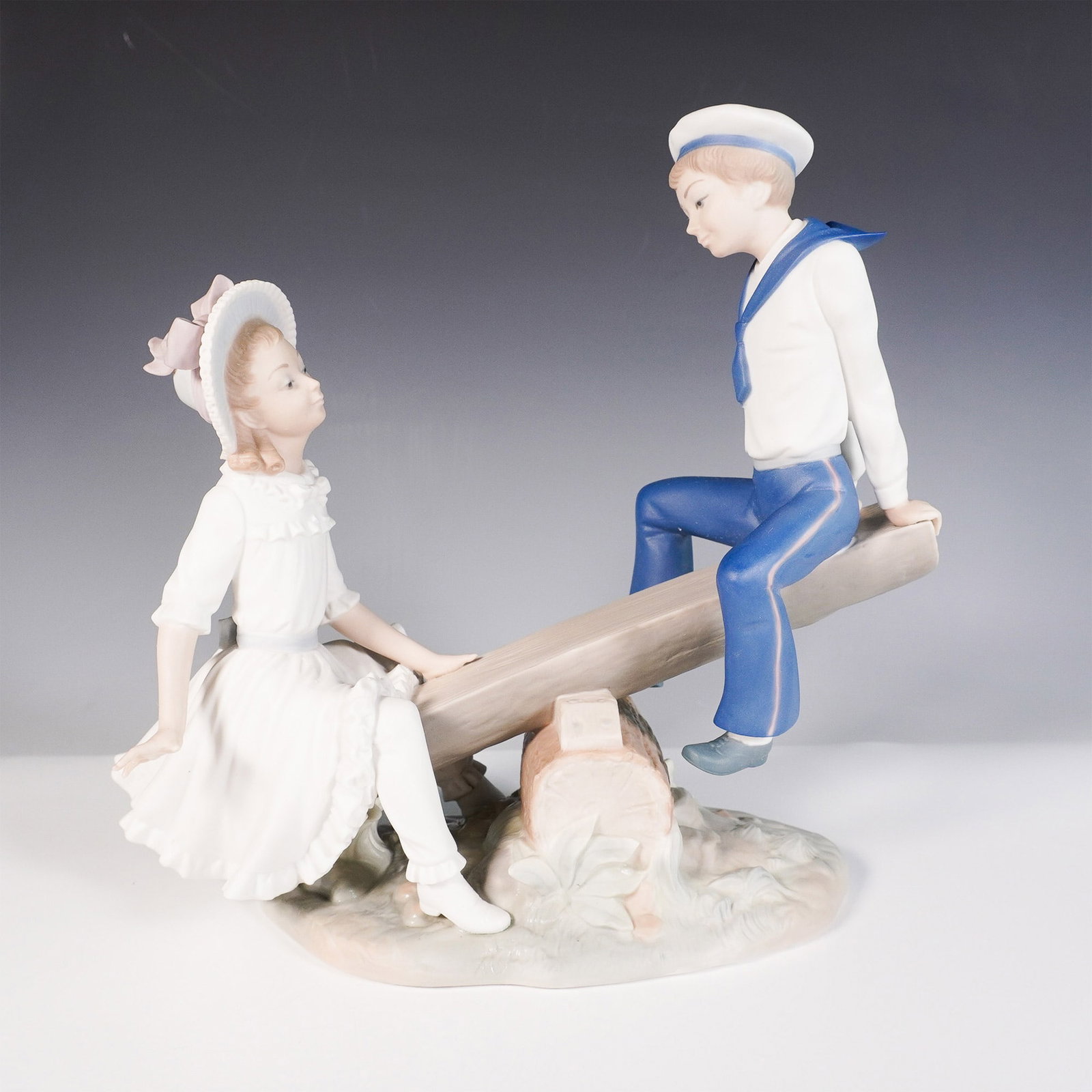 Lladro Porcelain Figurine, See-Saw 1011255 (1 of 5)