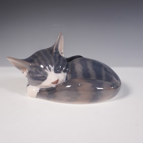 Royal Copenhagen Porcelain Figurine Sleeping Tabby Cat 422