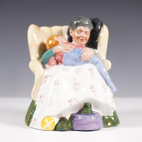 Royal Doulton Figurine, Sweet Dreams HN2380