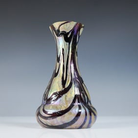 Pulled Feather Art Glass Iridescent Vase
