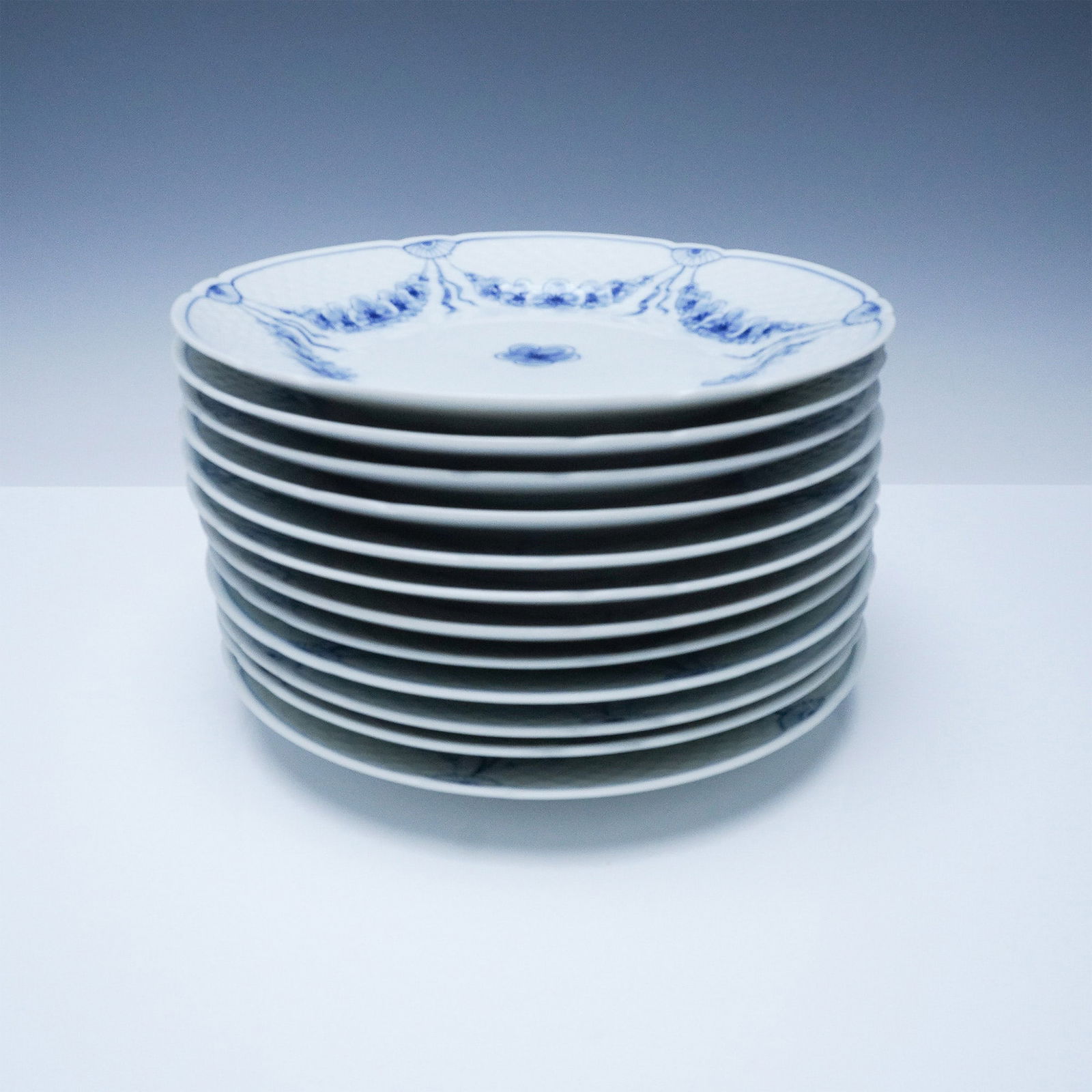 12pc Bing and Grondahl Dinner Plates, Empire (1 of 4)