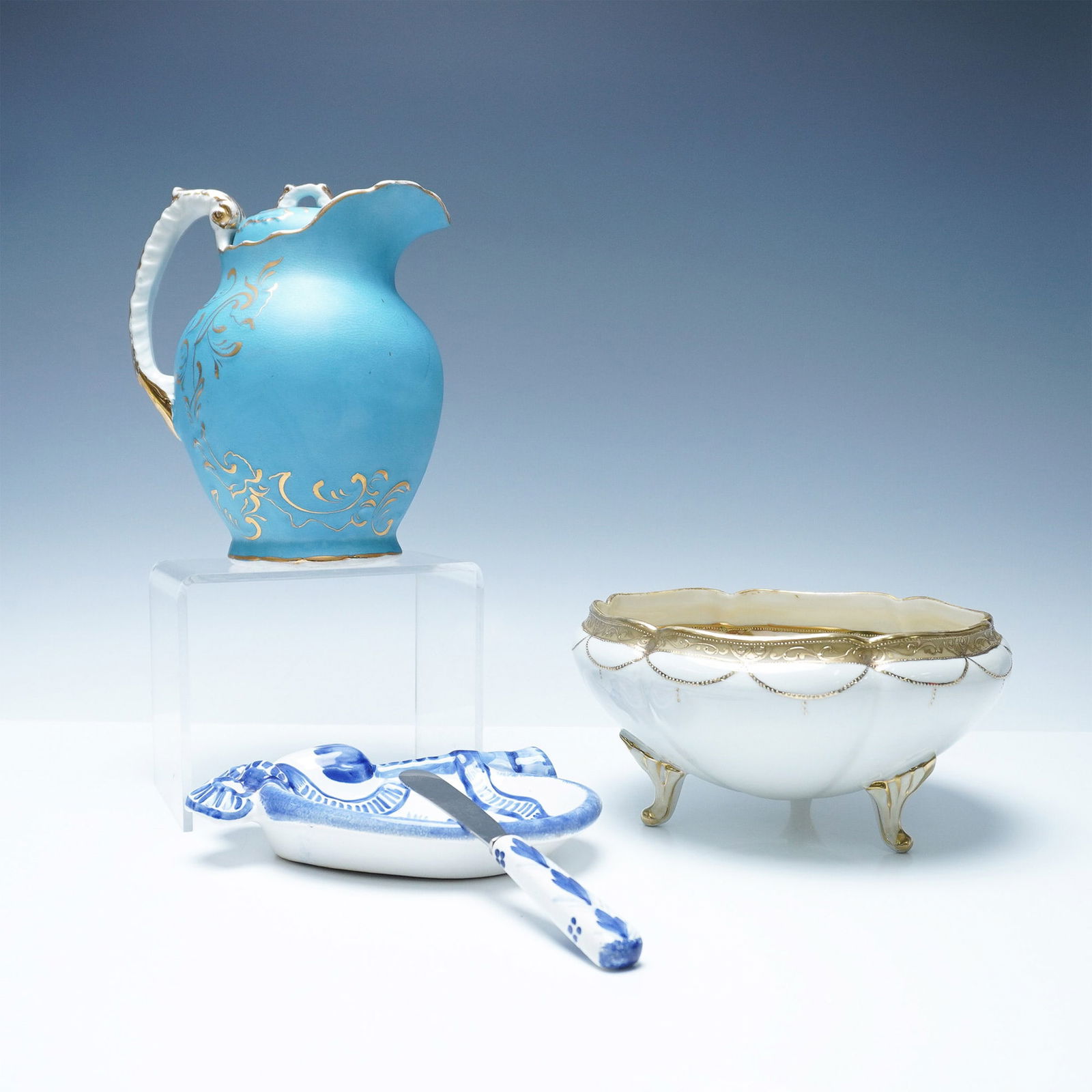 4pc Hand-Painted Porcelain and Faience Collection (1 of 9)