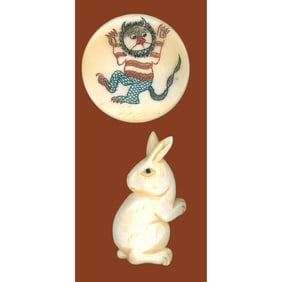 A small card of natural material buttons