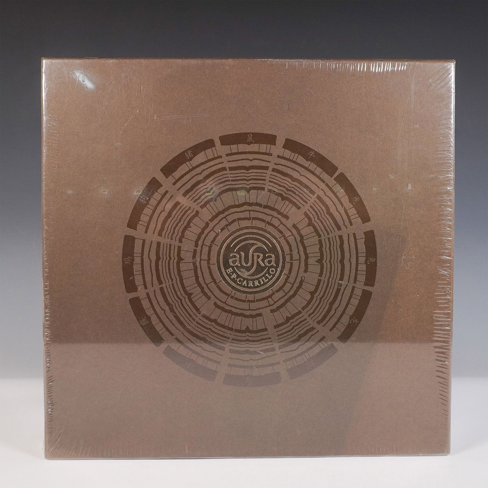 Aura E.P. Carrillo Shengxiao Limited Edition Cigar Set: The Aura E.P. Carrillo Shengxiao Limited Edition is a distinguished collection honoring the Chinese Zodiac, known as "Shengxiao" in Mandarin. This exclusive set comprises twelve unique 6 1/8 x 52 torp