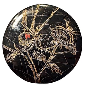 A division three studio artist shell button