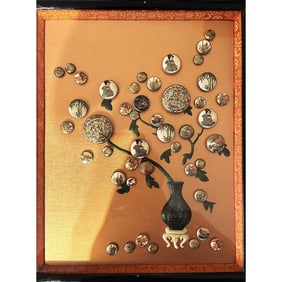 A full tray of division 1 & 3 Earthenware buttons