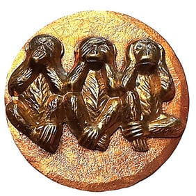 A division three studio artist pictorial button