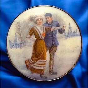 A division one pictorial ceramic in metal button